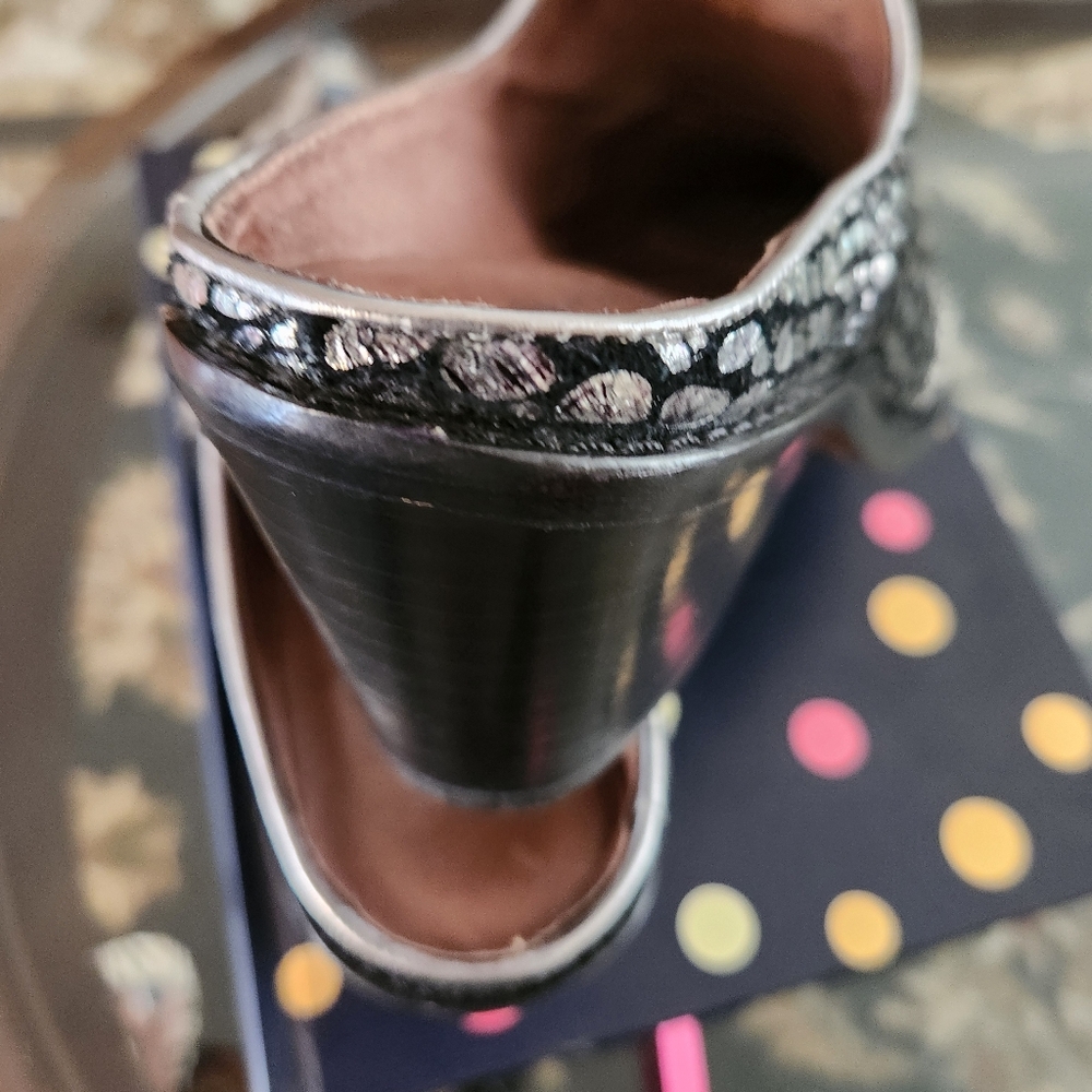 Donald J Pliner western mules. - Picture 2 of 4